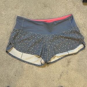 Lululemon Speed Short *4-way Stretch 2.5"